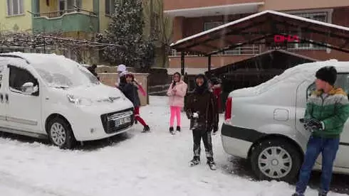 Afyonkarahisar Çocukların Kar Sevinci Afyonkarahisar Çocukların Kar Sevinci