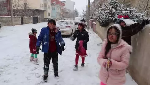 Afyonkarahisar Çocukların Kar Sevinci Afyonkarahisar Çocukların Kar Sevinci