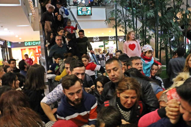 Aleyna Tilki Konseri İzdihama Neden Oldu