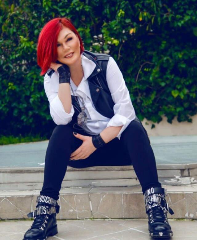 Klibindeki Eşcinsel Gönderme Hatırlatılan Emel Müftüğlu'ndan İtiraf: Cinsel Yönelimim Allah'la Benim Aramdadır