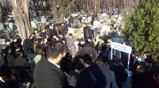 Seyyid Ahmet Arvasi Kabri Başında Anıldı Seyyid Ahmet Arvasi Kabri Başında Anıldı