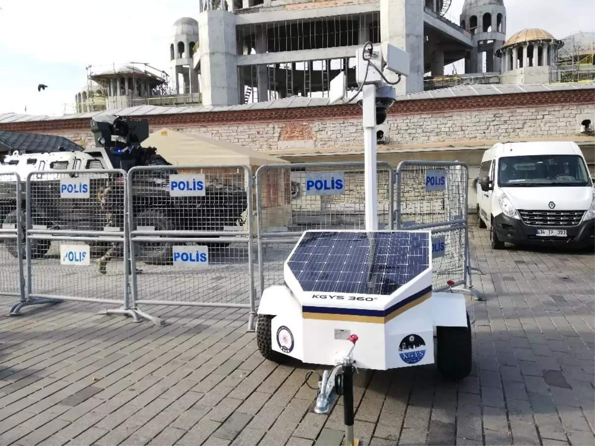 Taksim�de Güneş Enerjili Mobil Kameralarla Güvenlik Önlemi