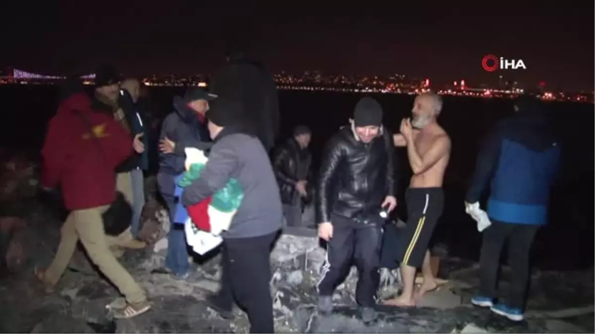 2019'a Boğazın Serin Sularında Girdiler