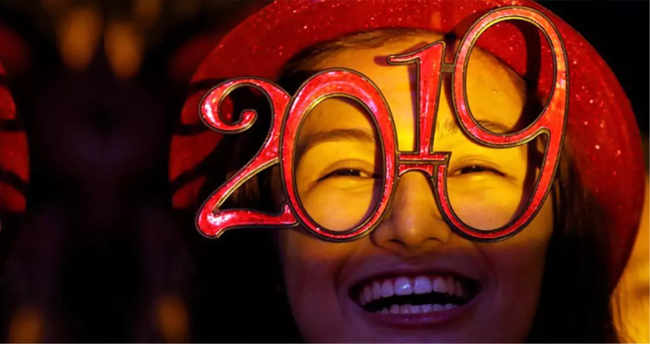2019 Türkiye ve Dünyada Coşkuyla Karşılandı