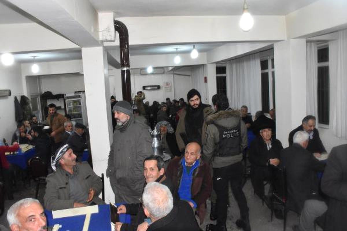 Kadınlar İhbar Etti, Kocalarının Tombala Oynadığı Kahveler Kapatıldı