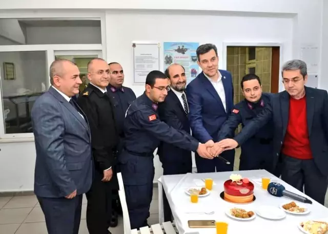 Mustafa Esgin'den Yılın İlk Bebeğine Altın Mustafa Esgin'den Yılın İlk Bebeğine Altın