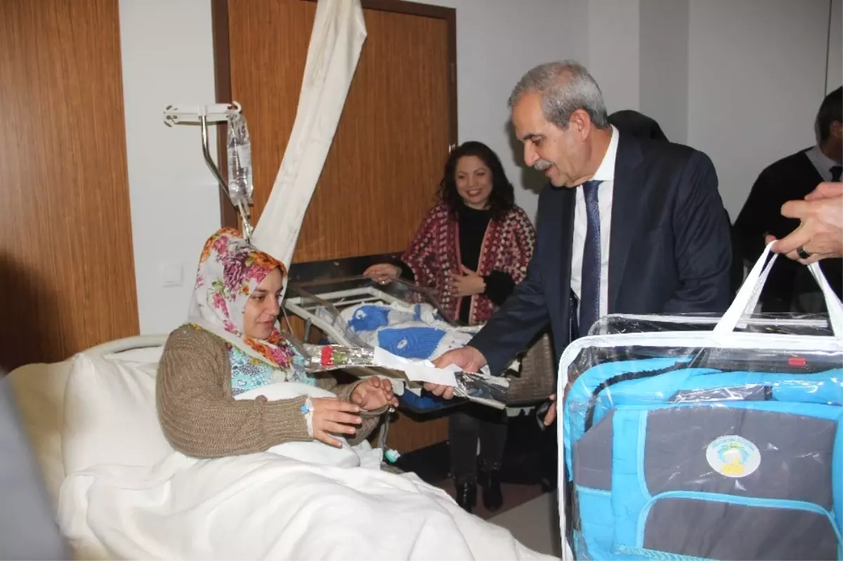 Şanlıurfa'da Yeni Yılın İlk Bebeği Muhammed Mustafa Oldu