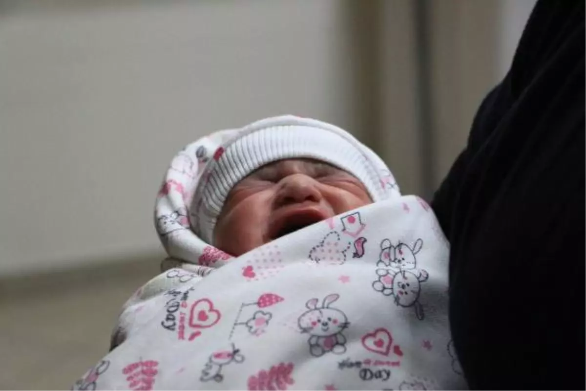 Tokat'ta Yılın İlk Bebeği Dünyaya Geldi