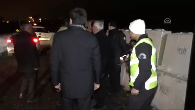 Vali Akın, Yeni Yıla Nöbette Çalışanlarla Girdi Vali Akın, Yeni Yıla Nöbette Çalışanlarla Girdi