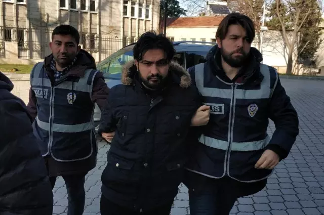 Yasa Disi Muayenehane Acip Kurtaj Yapan Yabanci Uyruklu Doktor Adliyeye Sevk Edildi