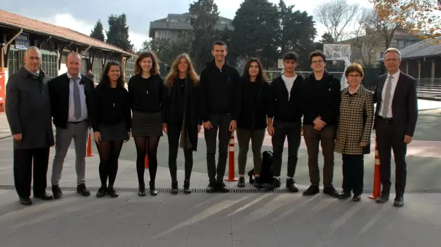 İstanbul Saint-Joseph Lisesi'nden ABD'de Büyük Başarı