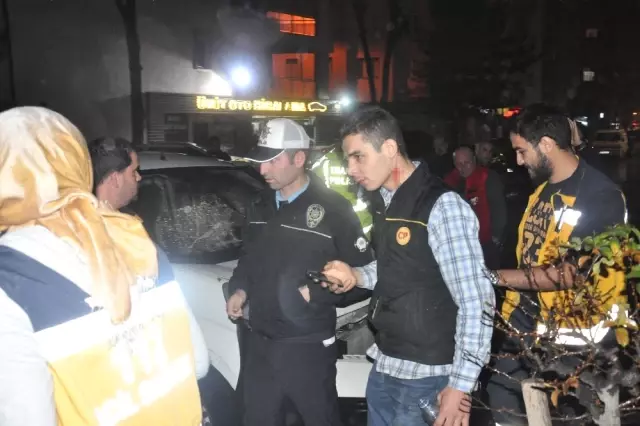 Otomobil Direğe Çarptı: 1 Yaralı