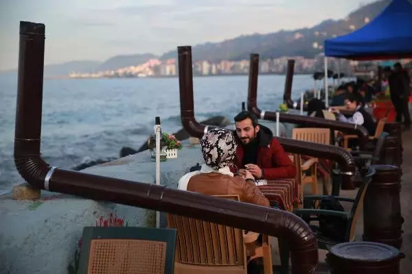 Rizeli İşletmeciden Müşterilerine Sıra Dışı Hizmet Rizeli İşletmeciden Müşterilerine Sıra Dışı Hizmet