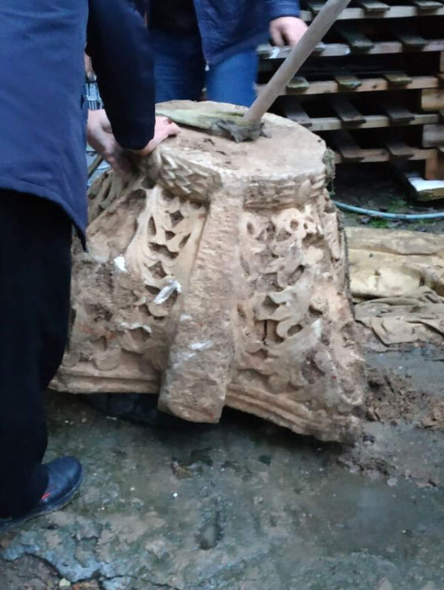 Arnavutköy'de Binaya Tarihi Eser Baskını