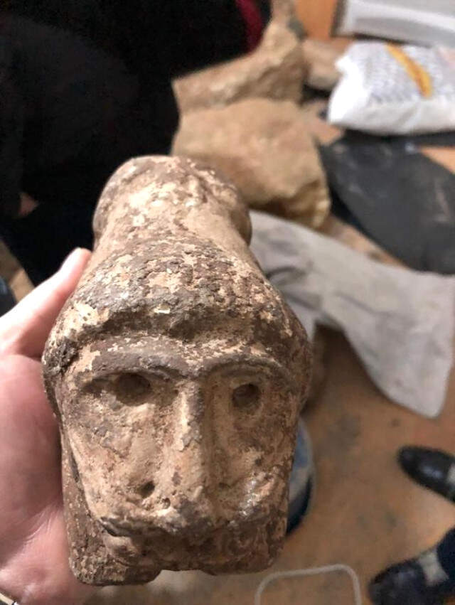 Arnavutköy'de Binaya Tarihi Eser Baskını