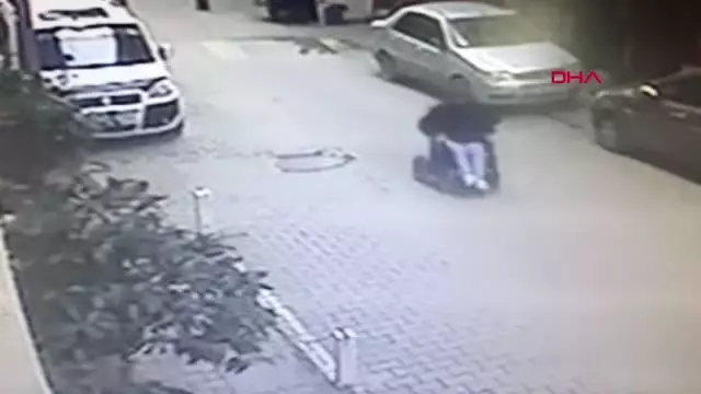 İstanbul-Tekerlekli Sandalyedeki Engelliye Silahlı Saldırı İstanbul-Tekerlekli Sandalyedeki Engelliye Silahlı Saldırı