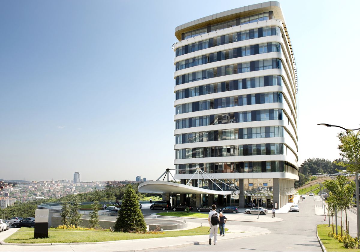 İTÜ Arı Teknokent'in Yeni Genel Müdürü Doç. Dr. Deniz Tunçalp Oldu
