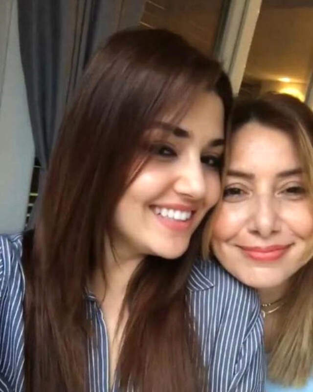 Oyuncu Hande Erçel, Kanser Tedavisi Gören Annesine Kök Hücre Donörü Olacak
