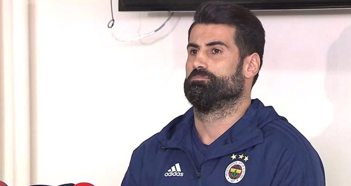 Volkan Demirel, Düzenlediği Basın Toplantısında Gözleri Dolarak Özür Diledi