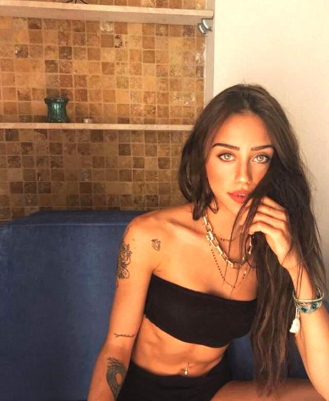 Zeynep Alkan Kimdir?