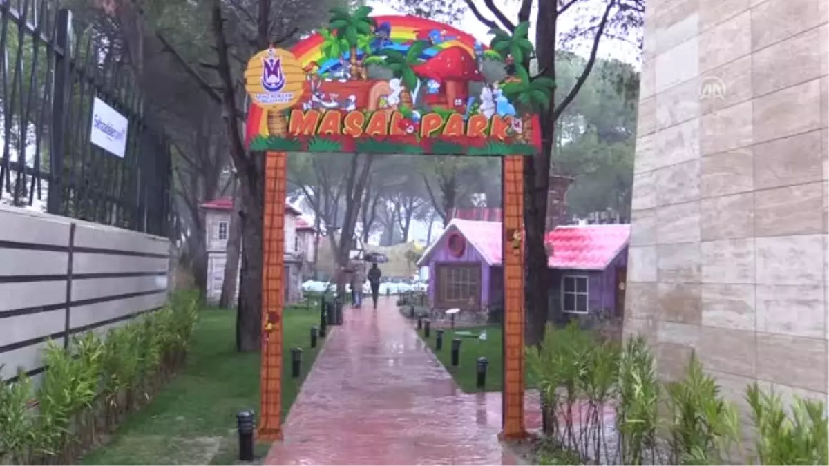 Manisa'da Zarar Verilen Çocuk Parkı