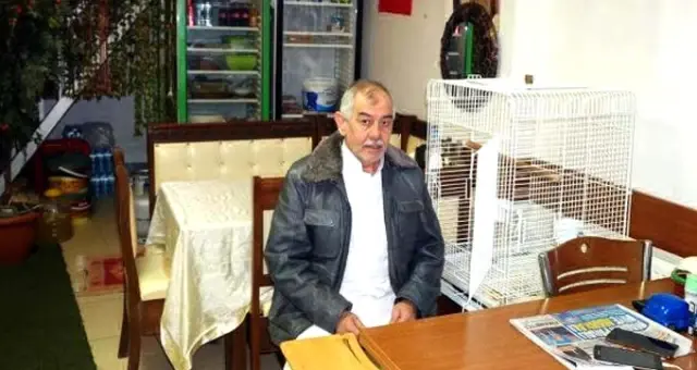 Papağanını Çalan Hırsızlara Seslenen İşletmeci: Çaldıklarınız Sizin Olsun, Sadece Çapkın'ımı Getirin Papağanını Çalan Hırsızlara Seslenen İşletmeci: Çaldıklarınız Sizin Olsun, Sadece Çapkın'ımı Getirin