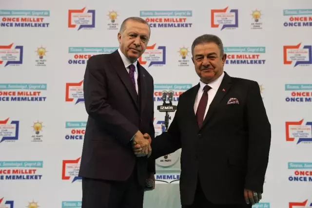 Cumhurbaşkanı Erdoğan İzmir'in Adaylarını Açıkladı Cumhurbaşkanı Erdoğan İzmir'in Adaylarını Açıkladı