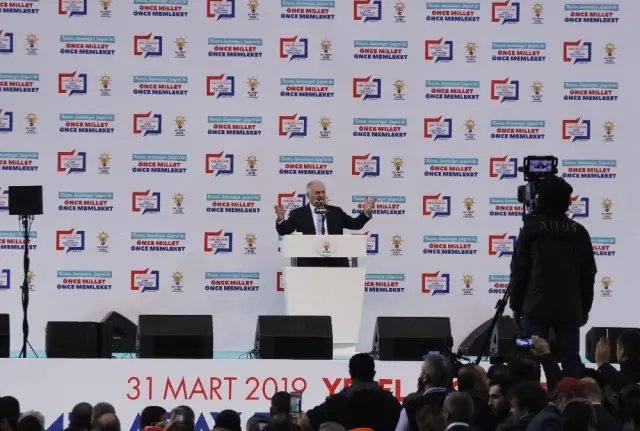 Cumhurbaşkanı Erdoğan İzmir'in Adaylarını Açıkladı Cumhurbaşkanı Erdoğan İzmir'in Adaylarını Açıkladı
