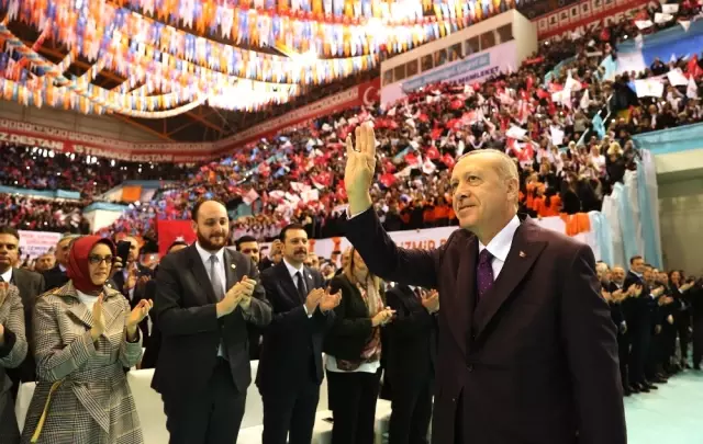 Cumhurbaşkanı Erdoğan İzmir'in Adaylarını Açıkladı Cumhurbaşkanı Erdoğan İzmir'in Adaylarını Açıkladı