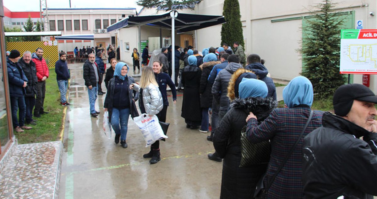 Fabrika İşçilerinin Kurduğu Yardımlaşma Derneği, 6 Ton Şekeri İşçilere Kilosu 1,5 TL'den Sattı