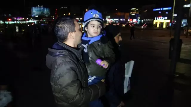 3 yaşındaki çocuk üzerinde notla terk edildi 3 yaşındaki çocuk üzerinde notla terk edildi