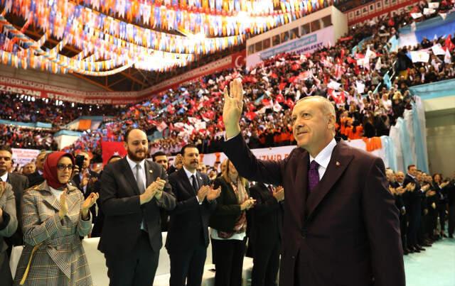 Son Dakika! Erdoğan, AK Parti'nin İzmir İlçe Adaylarını Açıklıyor! Canlı Aktarıyoruz