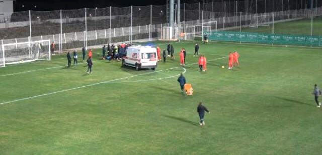 Hazırlık Maçında Dili Boğazına Kaçan Muammer Yıldırım, Sarı-Kırmızılı Taraftarları Korkuttu