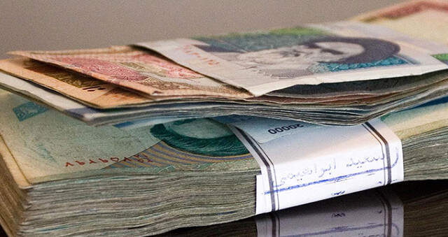İran, Parasındaki Sıfırları Atıyor