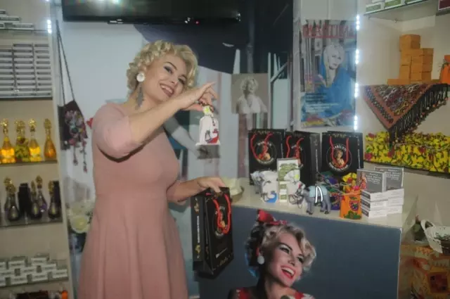 Mardinli Monroe Eşek Sütü Sabunuyla Yurt Dışına Açılacak Mardinli Monroe Eşek Sütü Sabunuyla Yurt Dışına Açılacak