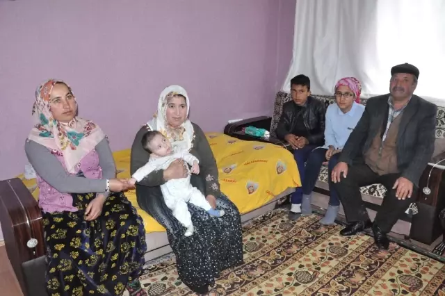Minik Muhammet Her Geçen Gün Reflekslerini Kaybediyor