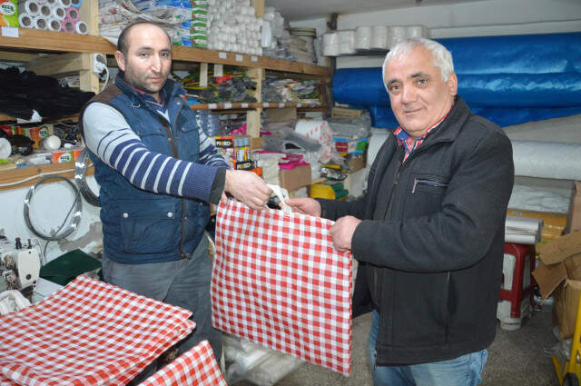Poşet Paralı Olunca İşleri İkiye Katlandı