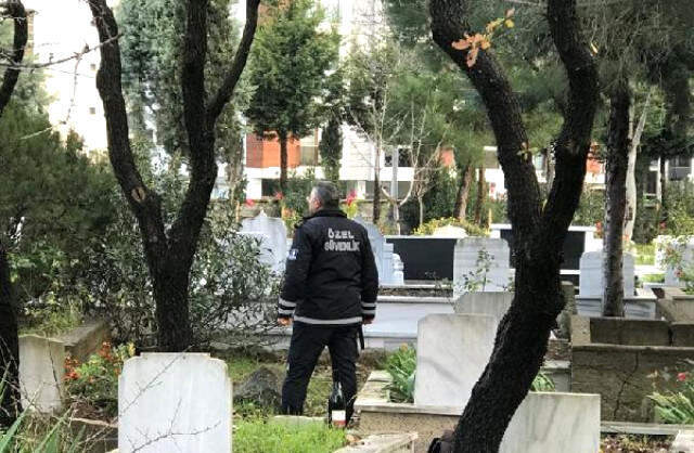 Ukrayna'da 2 Türk Kızını Öldüren Katilin, Mezarlıkta Bıraktığı Not Ortaya Çıktı