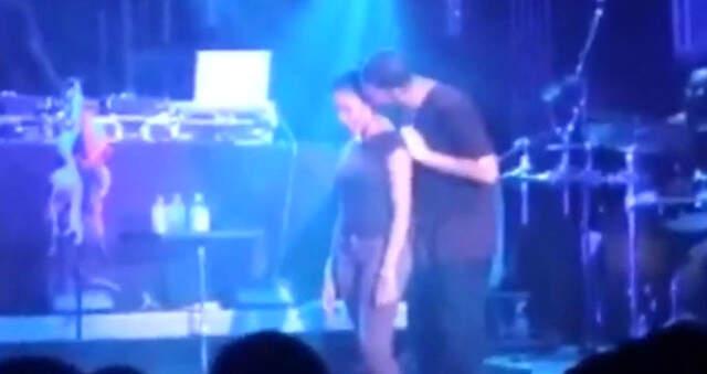 Ünlü Şarkıcı 17 Yaşındaki Hayranıyla Uygunsuz Şekilde Dans Etti