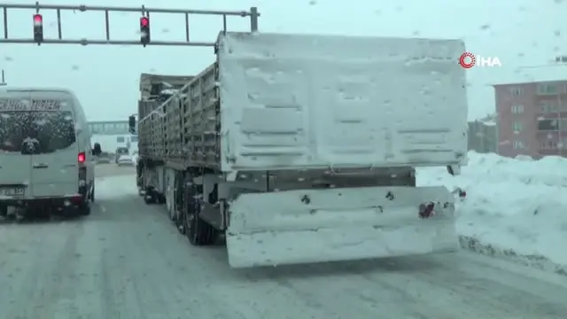 Doğu Anadolu’da Etkili Olan Kar Yağışı Hayatı Olumsuz Etkiliyor