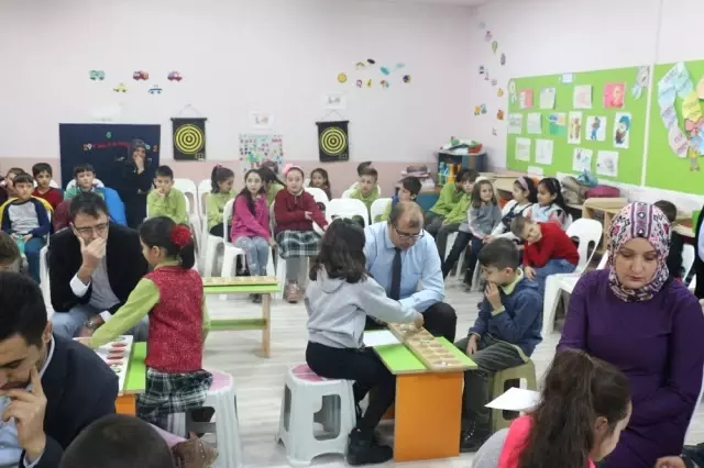 Hisarcık'ta İlkokullar Arası Zeka Oyunları İlçe Finali Hisarcık'ta İlkokullar Arası Zeka Oyunları İlçe Finali
