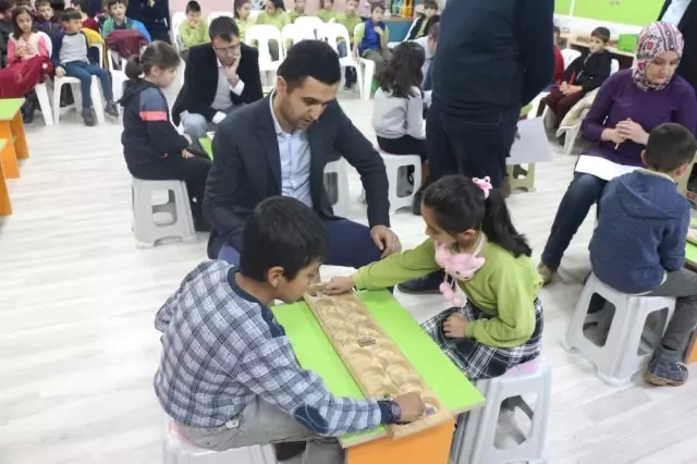 Hisarcık'ta İlkokullar Arası Zeka Oyunları İlçe Finali Hisarcık'ta İlkokullar Arası Zeka Oyunları İlçe Finali