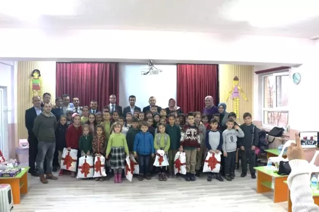 Hisarcık'ta İlkokullar Arası Zeka Oyunları İlçe Finali Hisarcık'ta İlkokullar Arası Zeka Oyunları İlçe Finali