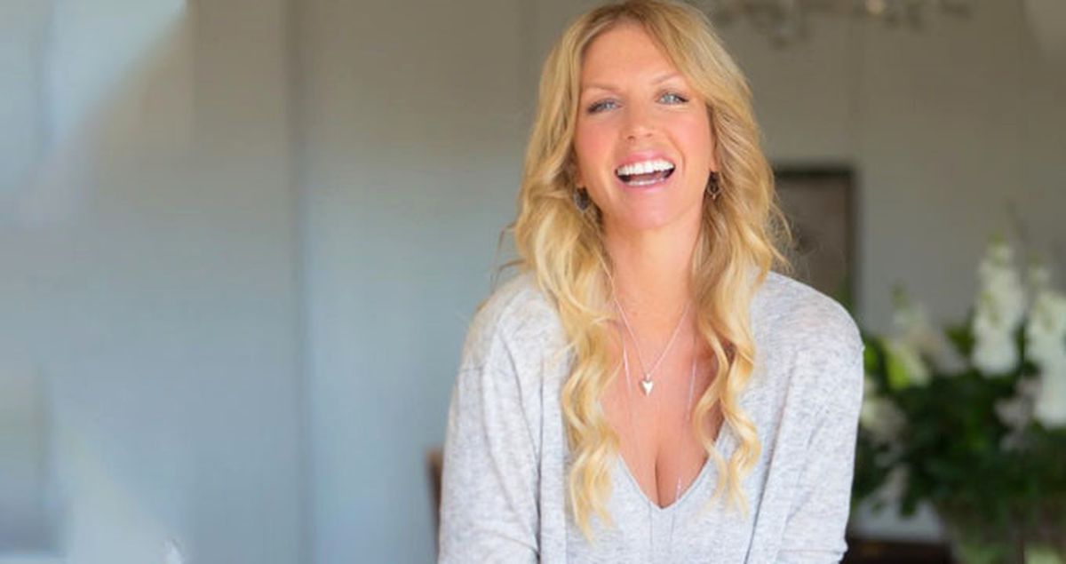 Ünlü Model Annalise Braakensiek Evinde Ölü Bulundu