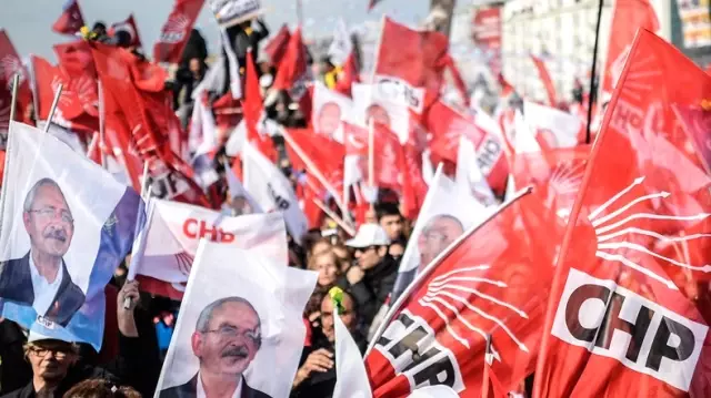 CHP Fethiye Belediye Başkan Aday Adayı, Törenle AK Parti'ye Katılacağını Duyurdu CHP Fethiye Belediye Başkan Aday Adayı, Törenle AK Parti'ye Katılacağını Duyurdu