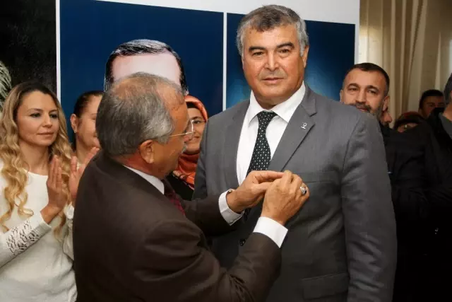 CHP'li Aday Adayı: 'Ölünceye Kadar Artık AK Parti'liyim' CHP'li Aday Adayı: 'Ölünceye Kadar Artık AK Parti'liyim'