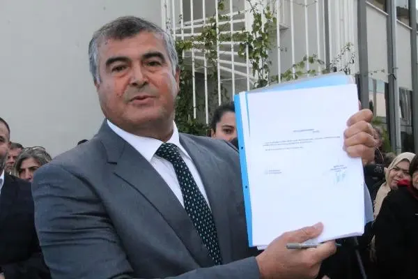 Fethiye'de CHP'li Aday Adayı İstifa Edip, AK Parti'ye Geçti Fethiye'de CHP'li Aday Adayı İstifa Edip, AK Parti'ye Geçti