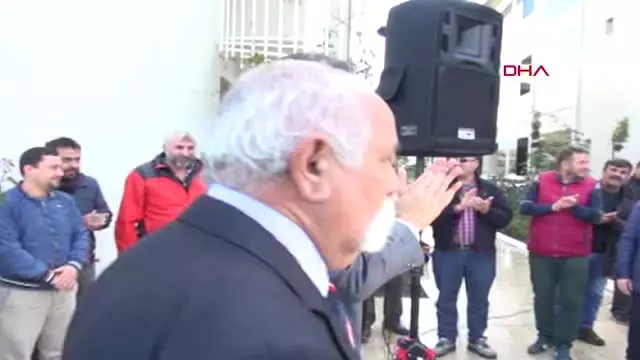 Muğla Fethiye'de CHP'li Aday Adayı İstifa Edip, AK Parti'ye Geçti Muğla Fethiye'de CHP'li Aday Adayı İstifa Edip, AK Parti'ye Geçti