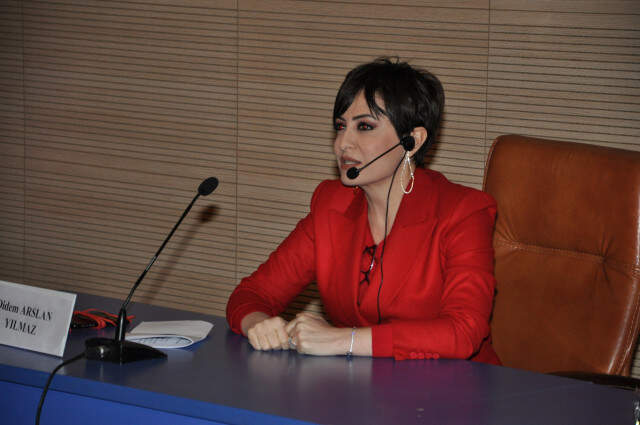 Ünlü Spiker Didem Arslan'a Hakaret Eden CHP Üyesi Disiplin Kuruluna Sevk Edildi
