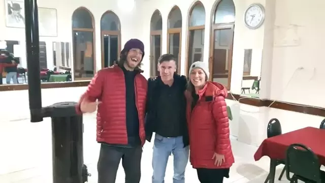 800 Kilometre Yürüyecek Amerikalı İki Gezgin İznik'e Ulaştı. 800 Kilometre Yürüyecek Amerikalı İki Gezgin İznik'e Ulaştı.